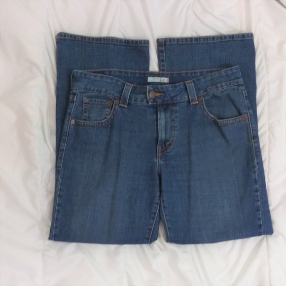 Levi's Denim - Levis 515 flare jeans back pocket button flap